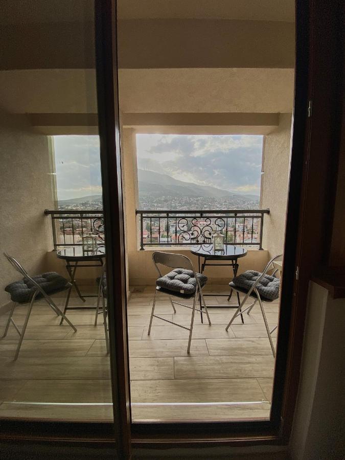 Stylish Apartment, Skopje Centre - Private Parking - Panoramic Views מראה חיצוני תמונה